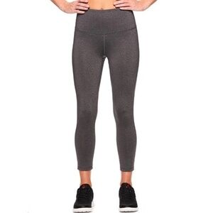Reebok Skinny Capri High rise in Charcoal heather